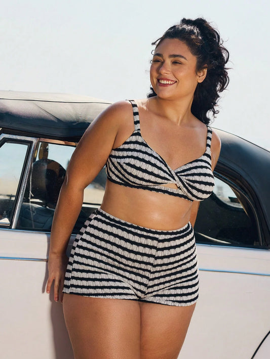 BiquĂni Shorts Plus Size Listrado