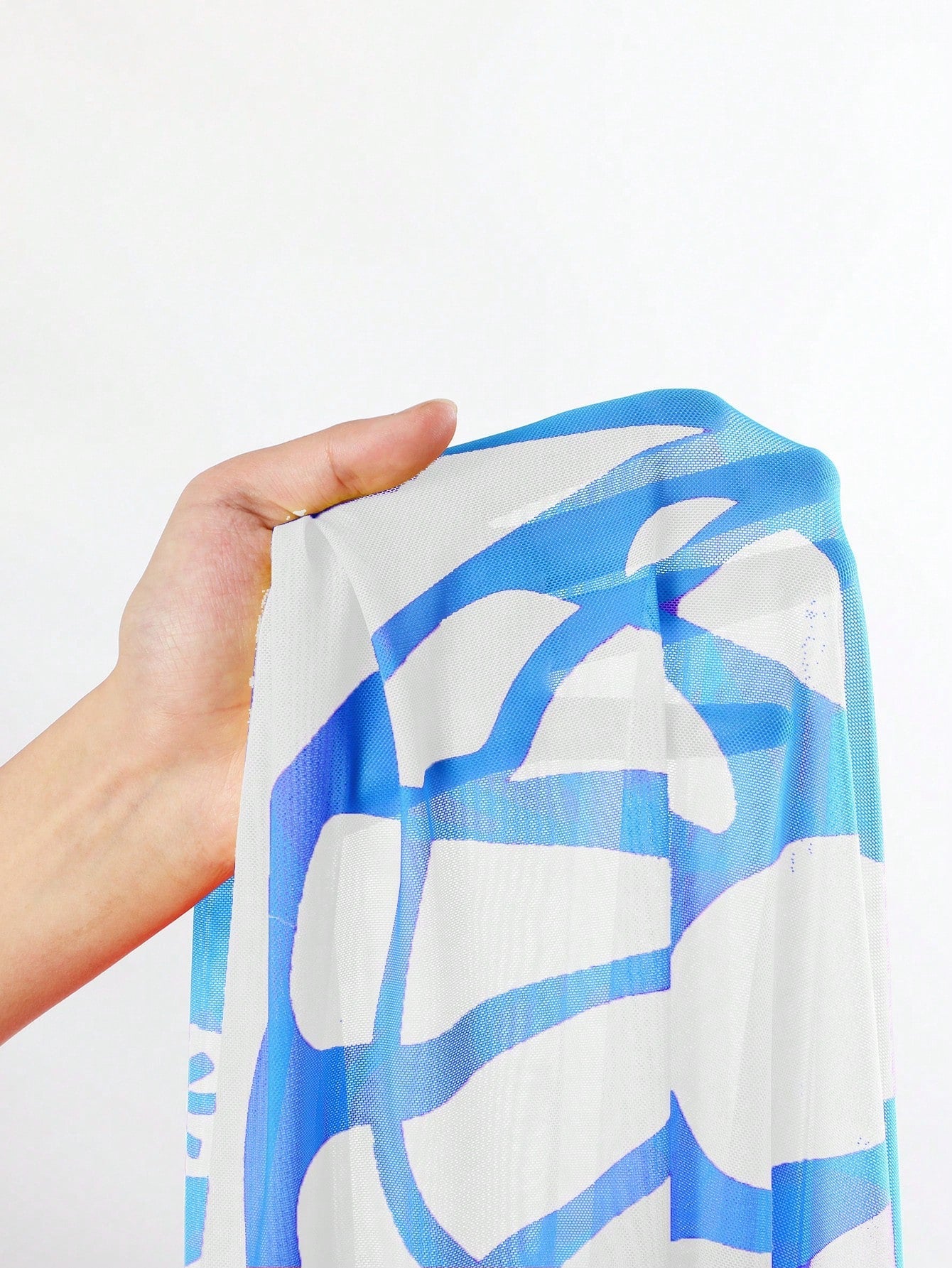 Saída de Praia com Estampa de Borboleta e Flores