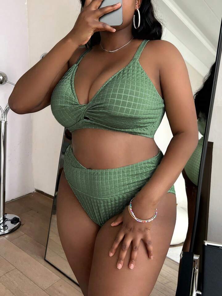 Biquíni Plus Size - Daisy