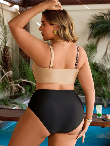 Biquíni Estampado de Onça Plus Size