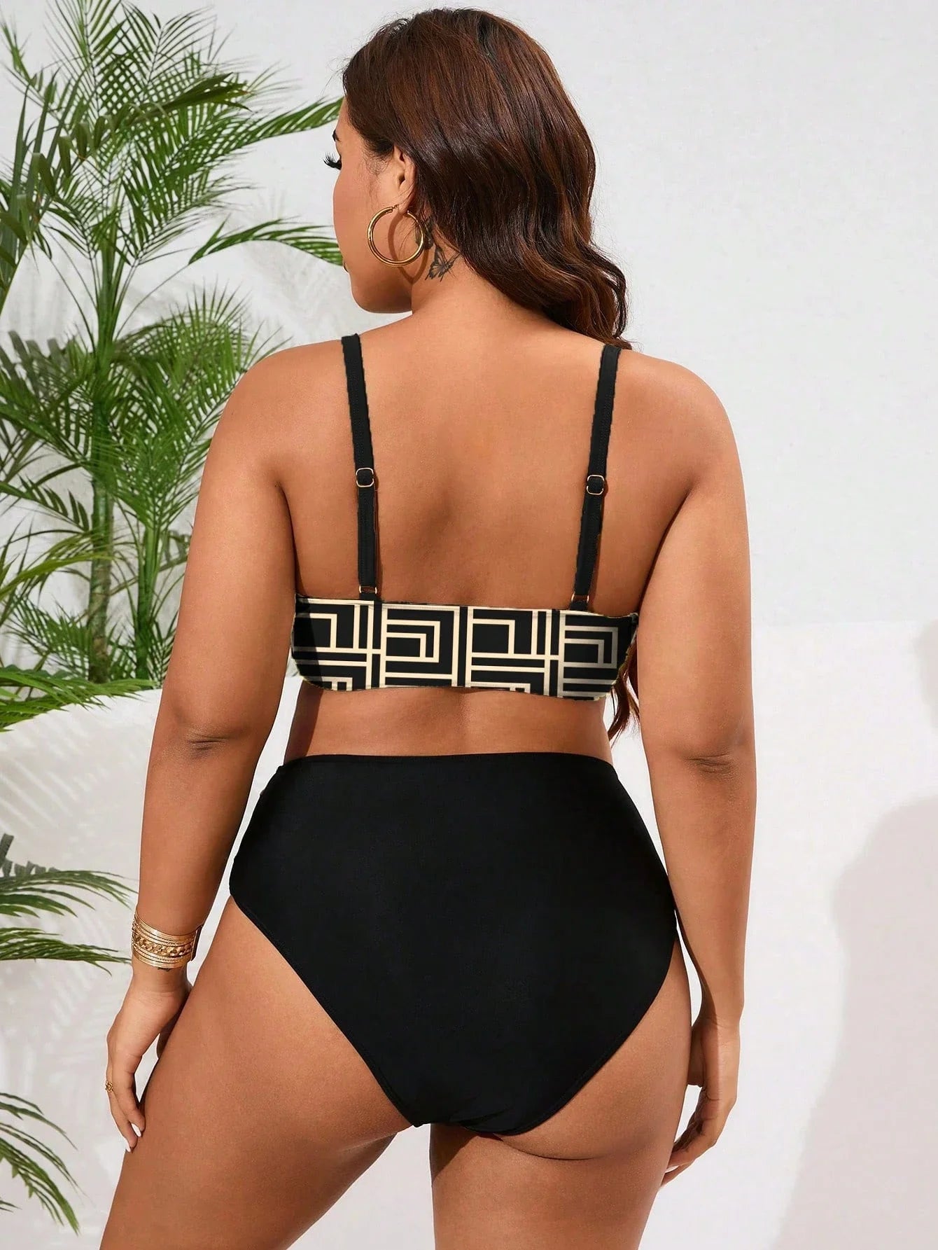 Biquíni Plus Size Estampa Geométrica Sexy
