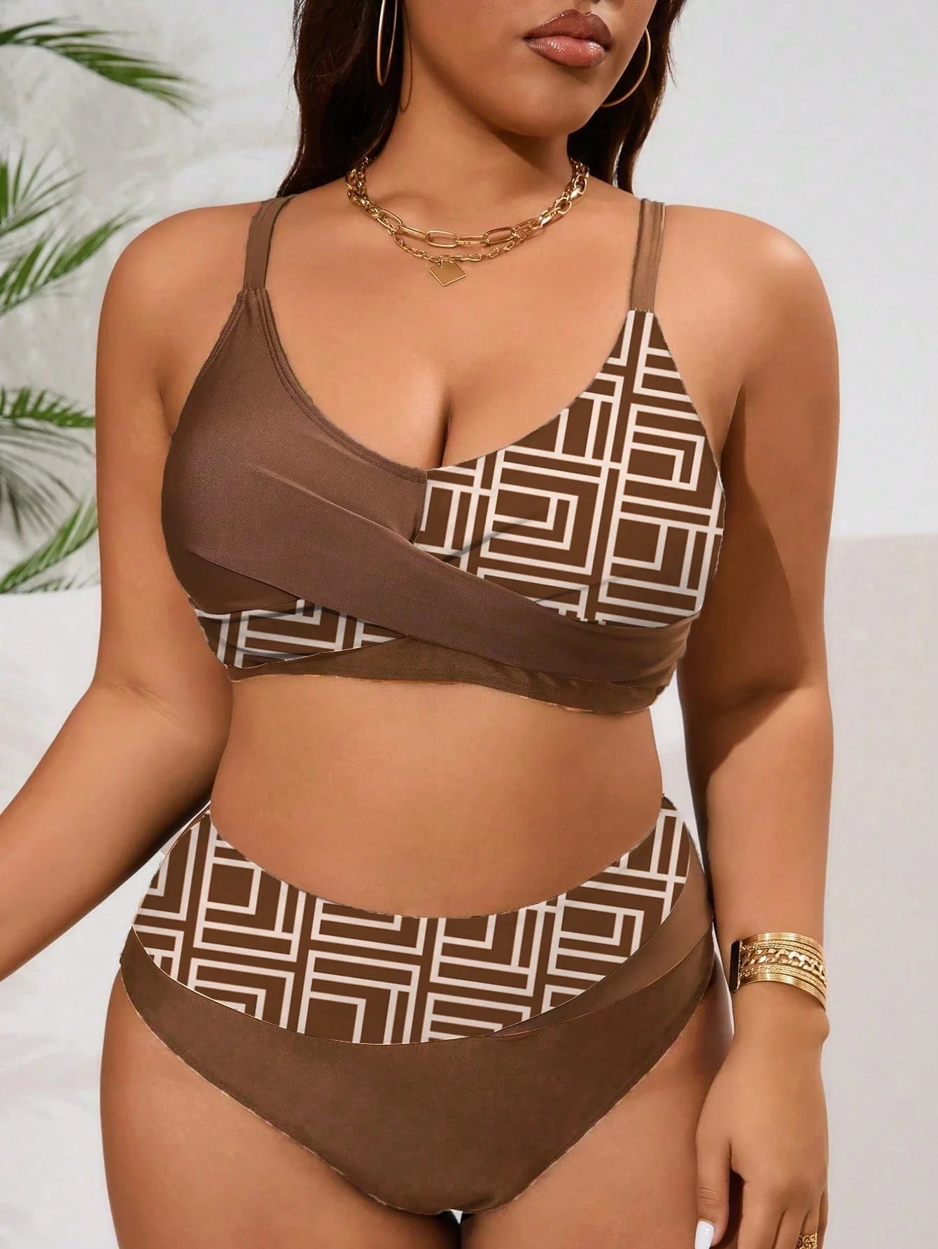 Biquíni Plus Size Estampa Geométrica Sexy