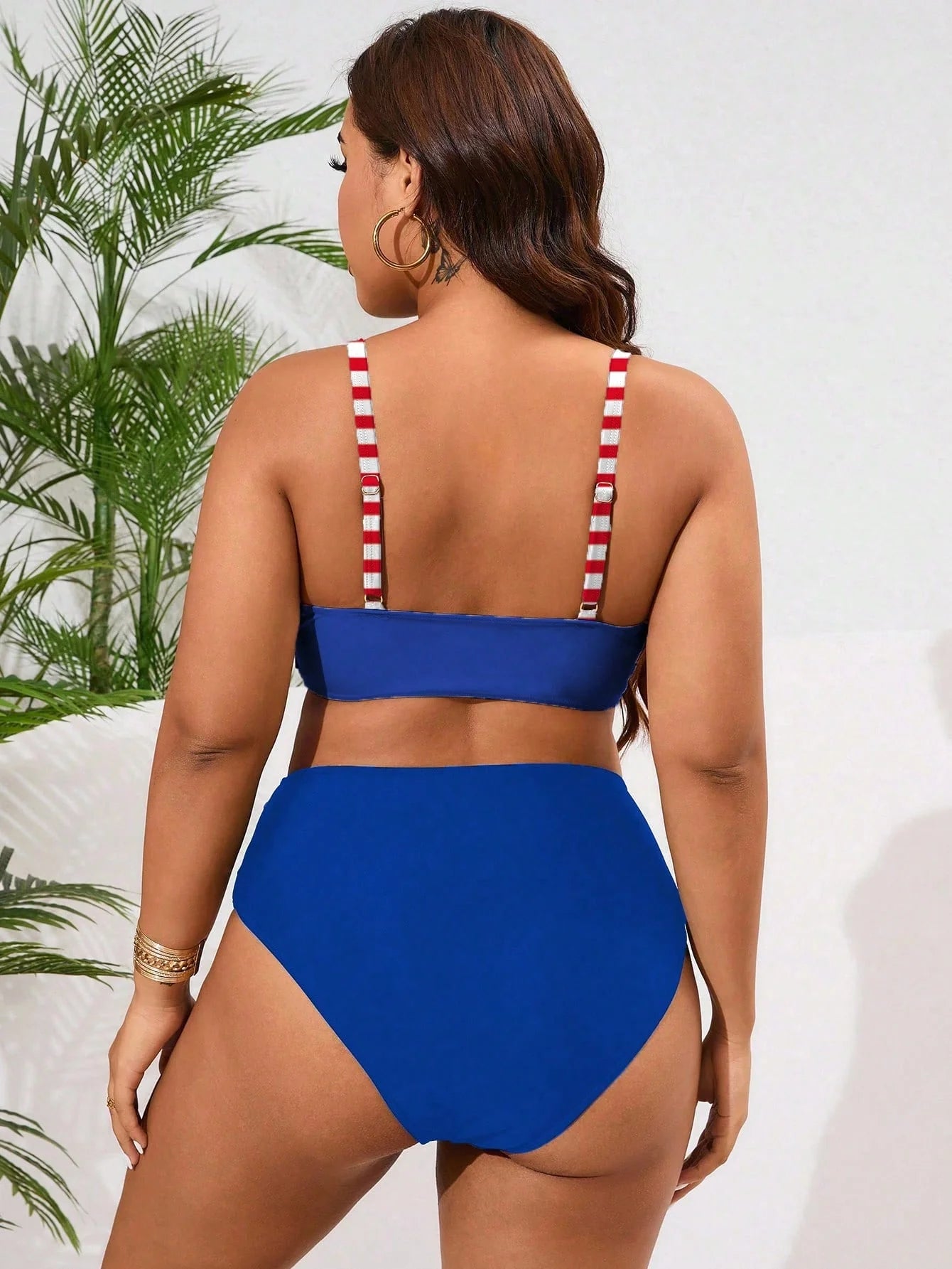 Biquíni Plus Size Estampa Geométrica Sexy