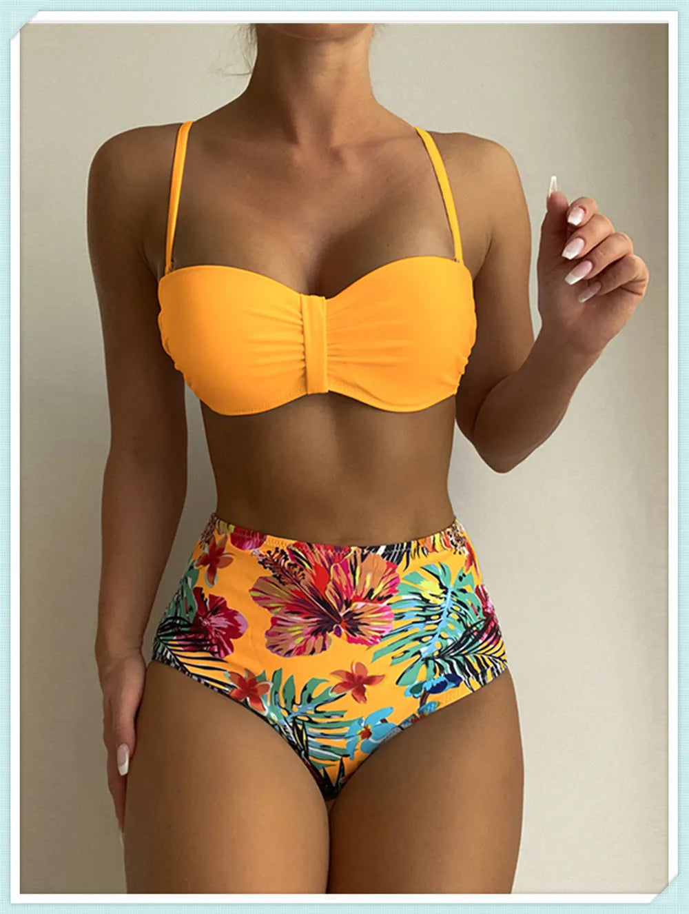 Biquíni Estampa Tropical Vivian