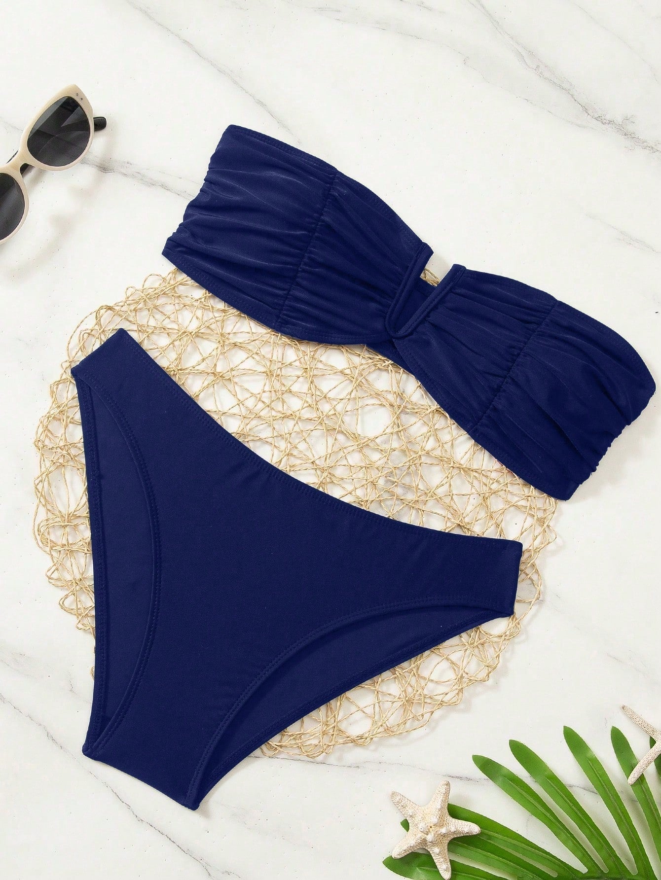 Biquíni Tomara que Caia com Decote V