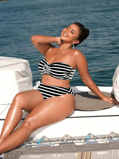 Biquíni Plus Size Listrado Flor 3D Pietra