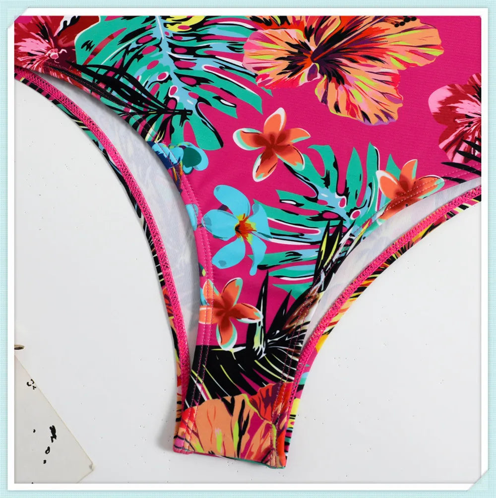 Biquíni Estampa Tropical Vivian
