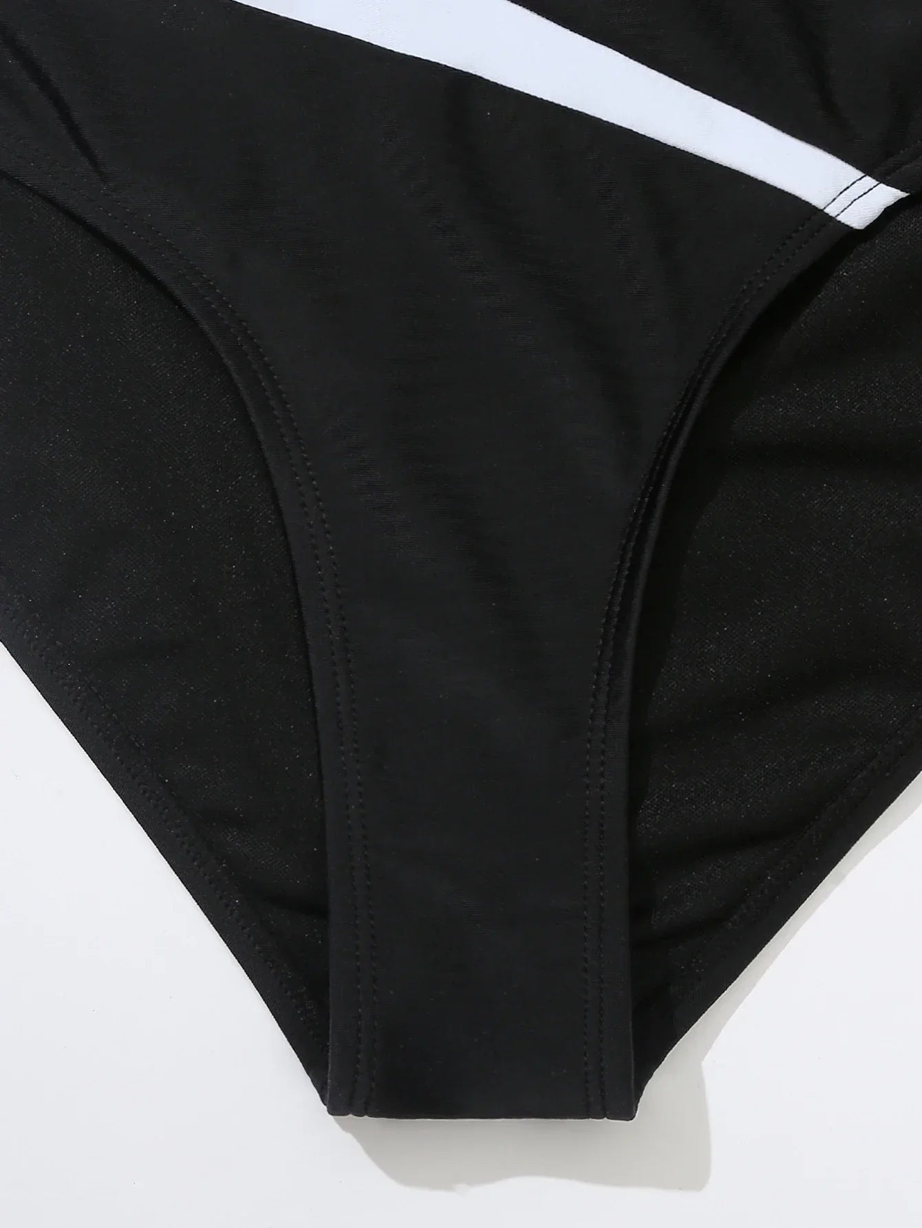 Maiô Decote Em U Adelyn