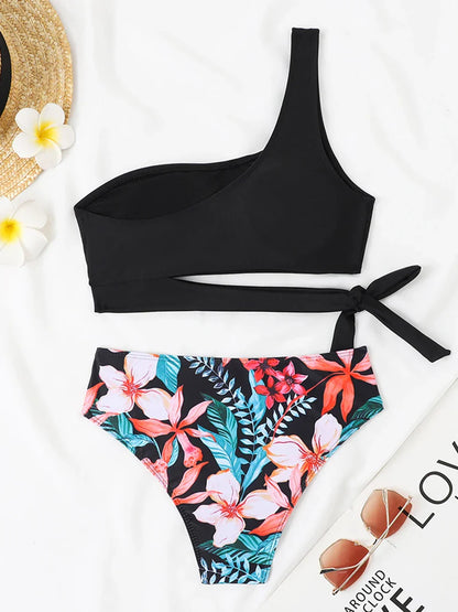 Biquíni de Um Ombro Liliana